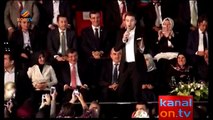 Başbakan Davutoğlu ve Mustafa Ceceli'den ilahi düeti