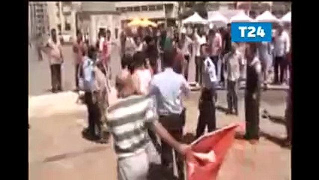 İzmir Konak Meydanı'nda linç girişimi