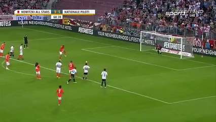 Alman basketbolcu Dirk Nowitzki&#39;nin Simone Zaza penaltısı