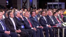 Cumhurbaşkanı Erdoğan: 'Geçtiğimiz yıl elde ettiğimiz yüzde 7,4 büyüme oranı ile G20'de birinci, OECD ülkeleri arasında 2. sırada yer aldık' - İSTANBUL