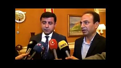 Demirtaş konuştu, Osman Baydemir Kürtçe'ye çevirdi
