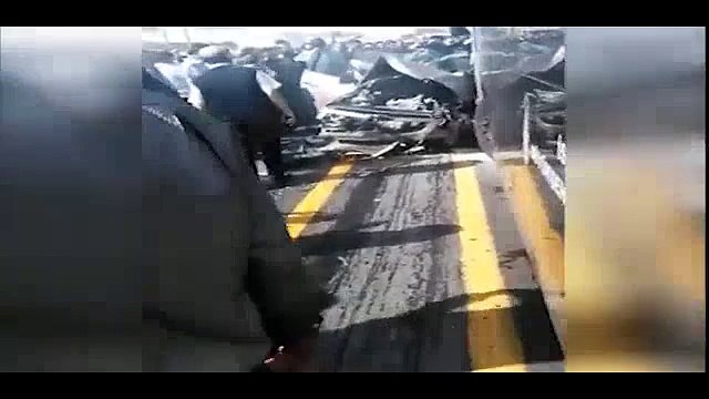 İstanbul Sefaköy'de otomobil metrobüs yoluna girdi; 1 ölü!