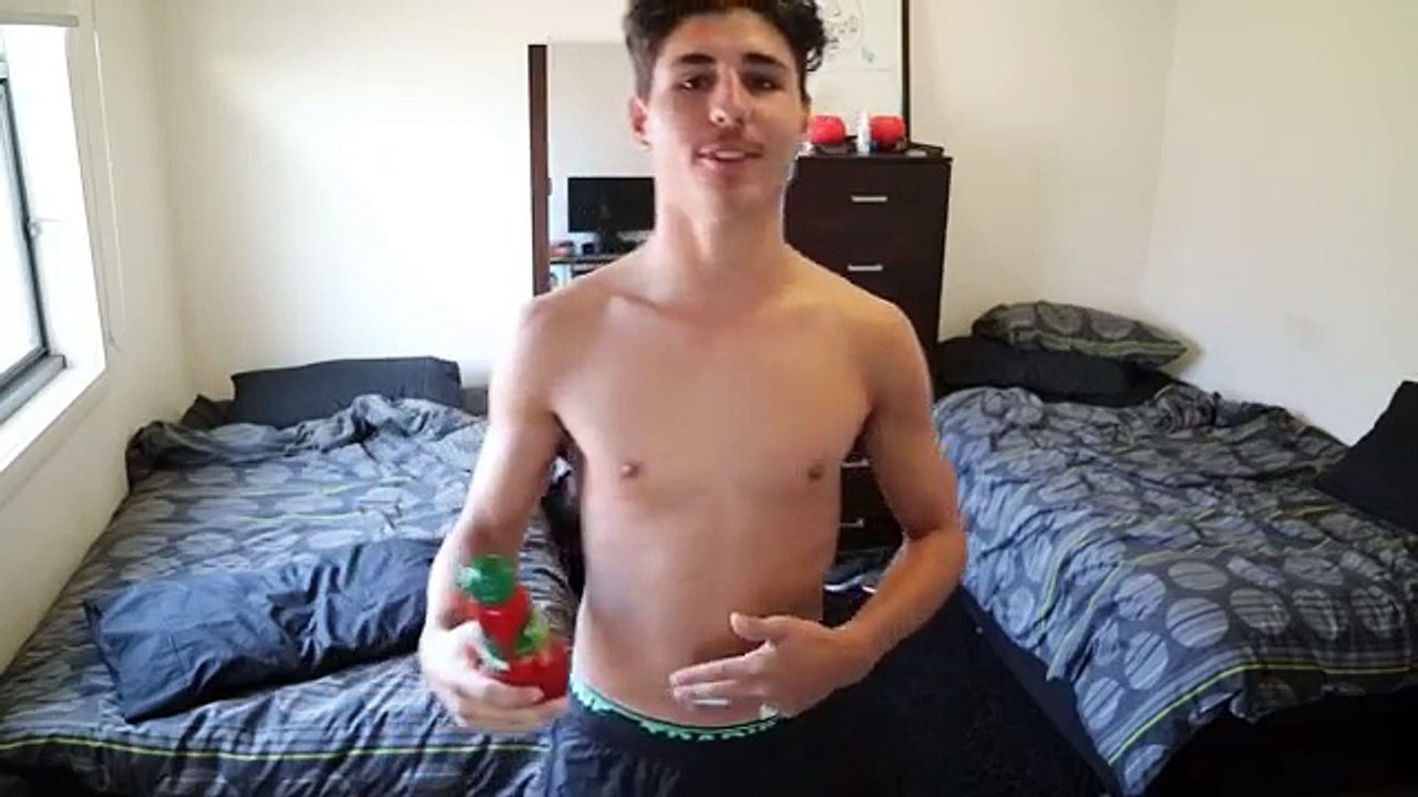 MY APPENDIX BURSTED - PRANK ON BROTHER (BLOOD EVERYWHERE)