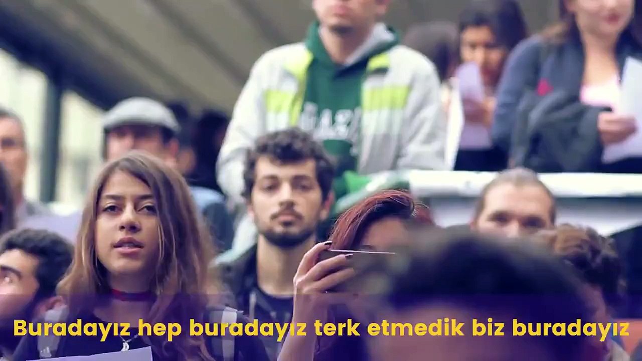 Boğaziçi öğrencilerinden rektörlük seçiminin kaldırılmasına şarkılı protesto