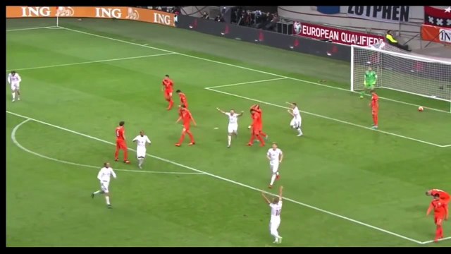 Kendi kalesine atılan en garip 10 gol!