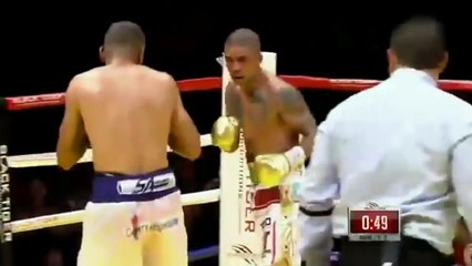 Önce rakibinden dayak yedi, sonra antrenöründen!