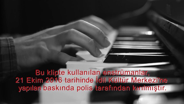 Grup Yorum kırılan enstrümanları ile klip çekti: Haklıyız Kazanacağız!