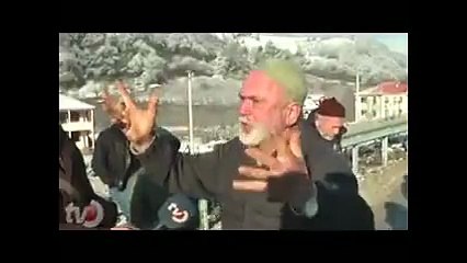 "AKP&#39;ye 4 dönem yüzde 90 oy verdik; zehir zıkkım olsun!"