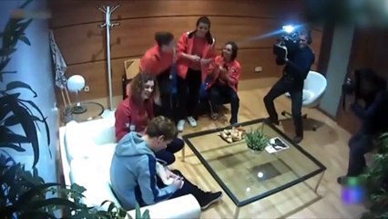 Griezmann'ın kadın hayranı öyle bir yerinden imza istedi ki...