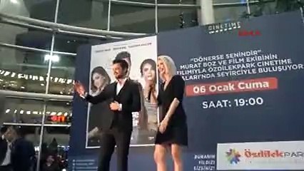 Murat Boz, polisin kız arkadaşına evlenme teklifine aracı oldu