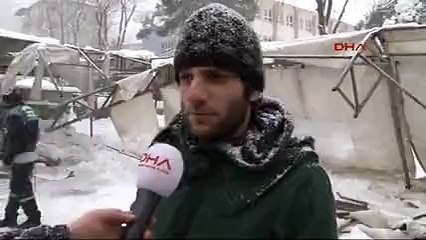 Sarıyer&#39;de pazarın çatısı çöktü