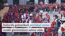 İtalya'da geleneksel portakal savaşı renkli görüntülere sahne oldu