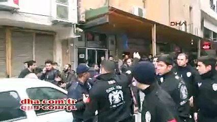 Pompalı tüfekli meydan kavgasına, Bakan Yılmaz&#39;ın korumaları müdahale etti