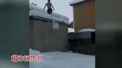 İzlenme rekorları kırıyor: Ağrı&#39;da deniz vardı da biz mi yüzmedik?