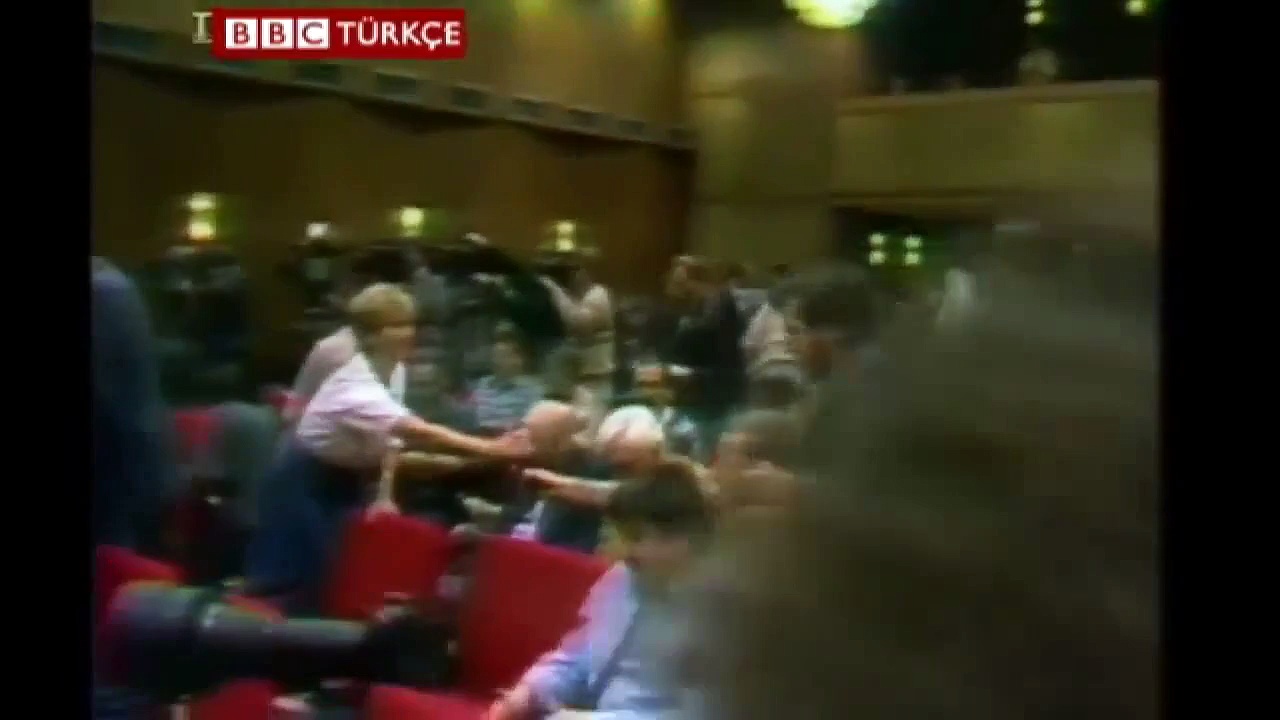Yıl 1989; Berlin Duvarı�nın yıkılışı ve o tarihi ana tanıklık edenler&hellip;