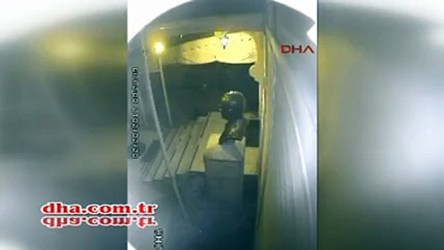 Müjdat Gezen Sanat Merkezi'nin kundaklanma anı kamerada!