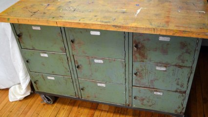 Cabinet on Wheels with Drawers Furniture