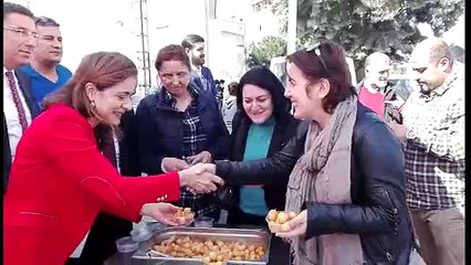 CHP Üsküdar İlçe Örgütünün dağıttığı hayır lokmasına zabıta müdahalesi