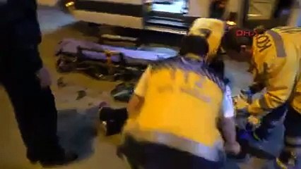 Erkek arkadaşı tarafından dövülen kadın yol ortasında bayıldı