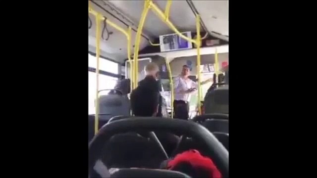 Psikolojim bozuldu dedi, yolcuları indirdi