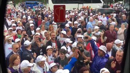 Adalet Yürüyüşü'nden: Ey sevda kuşanıp yollara düşen...