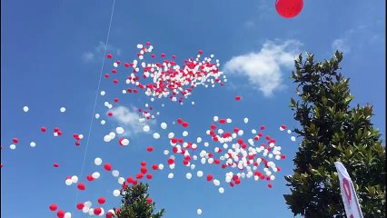 &#39;Adalet Yürüyüşü&#39;nde yüzlerce balon uçuruldu