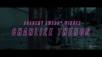 Sarışın Bomba film fragmanı