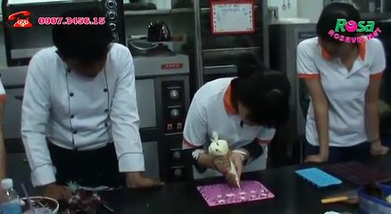 Trang trí bánh kem sinh nhật mứt trong