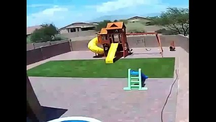 Irma Kasırgası çocuklara hediye getirdi!