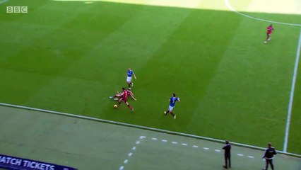 Genç futbolcudan takım arkadaşlarını şaşırtan hamle!