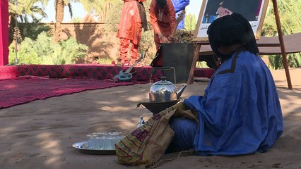 فنانو الصحراء الرحل يركبون موجة موسيقى العالم