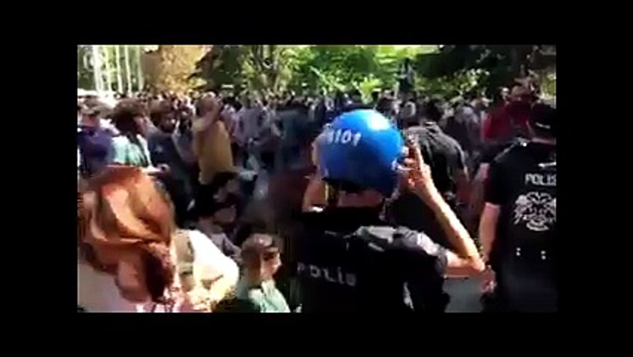 Nuriye ve Semih için toplanan vekil ve vatandaşlara polis müdahale etti