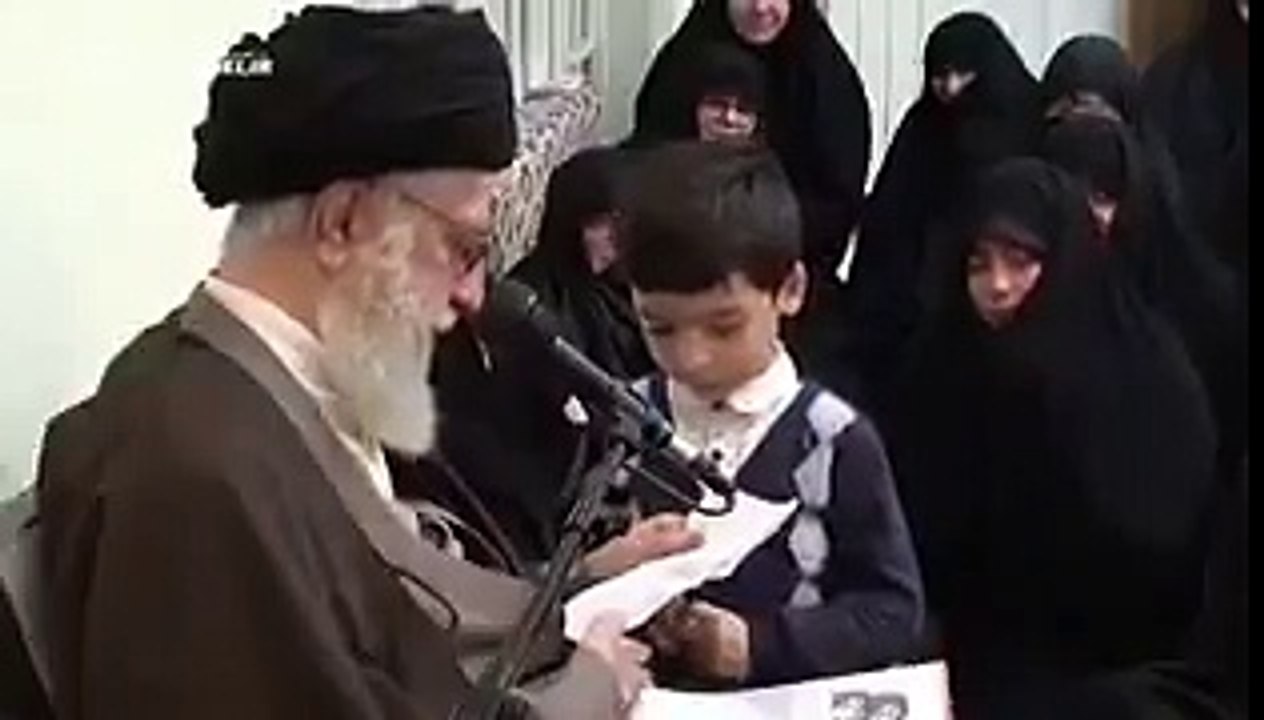 İran dini lideri Ayetullah Hamaney: Çocuğunuza Türkçe öğretin