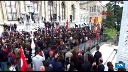 Türkiye Atatürk&#39;ü anıyor; 9&#39;u 5 geçe hayat durdu