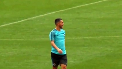 Chelsea'nin yıldızı Eden Hazard'dan Raheem Sterling taklidi...