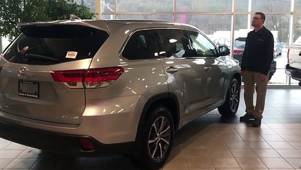 2018 Toyota Highlander XLE Huntingdon PA | Toyota  Highlander Dealership Greensburg, PA