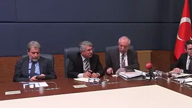 AKP'li milletvekili Orhan Miroğlu, Diyarbakır Cezaevi'ni anlatırken gözyaşlarını tutamadı