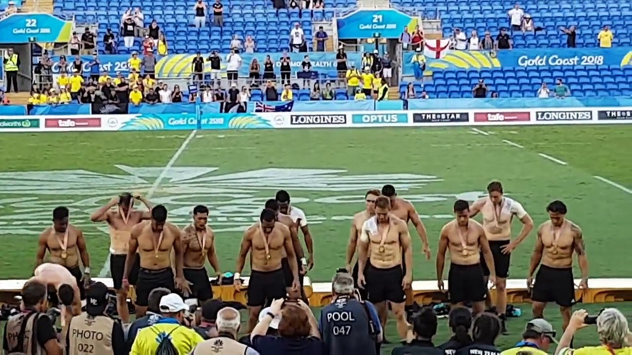 Le haka de Nouvelle-Zélande après la médaille d'or