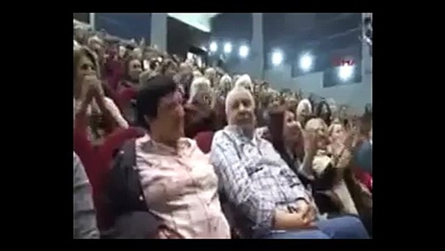 Arif Sağ: Ben sevilecek bir insanım, beni sevmeye devam etsinler