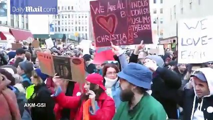 Ünlü top model Bella Hadid protestoya katıldı