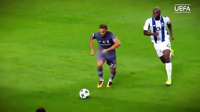 Cenk Tosun Şampiyonlar Ligi grup aşamasının en güzel golünü attı