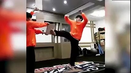 Karatecinin "540 tekme" stilindeki hareketleri sosyal medyada ilgi odağı oldu