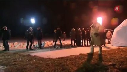 Putin, Epifani bayramında buz gibi suya girdi