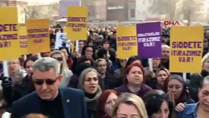 Trafikte tartıştıkları kadınları evlerine kadar takip edip, darp ettiler!