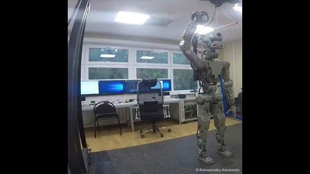 Rusya'nın terminatör robotu görücüye çıktı