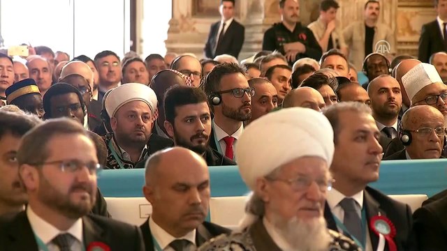 Cumhurbaşkanı Erdoğan: 'Mesele, petrol, altın, pazar payı olunca bu ülkelerin köpek balığı gibi binlerce kilometre öteden koşup geldiklerini biz çok iyi biliyoruz'- İSTANBUL