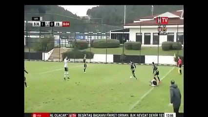 U21 maçında Fenerbahçeli Adenis Shala&#39;nın yaptığı &#39;sert&#39; faul, sosyal medyada tepki çekti