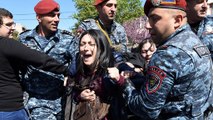 В Ереване прошли массовые протесты против Сержа Саргсяна