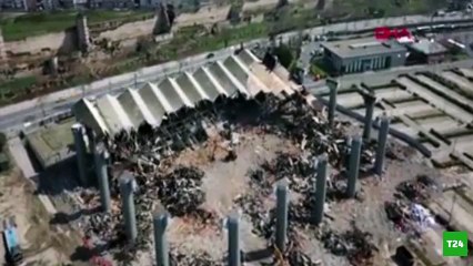 Yıkımı süren Abdi İpekçi Spor Salonu&#39;nun son hâli