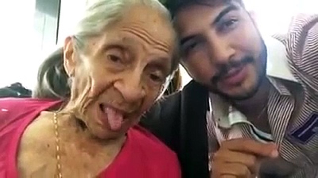 VOZINHA COM DOR NA PERNINHA - Nossa Novela